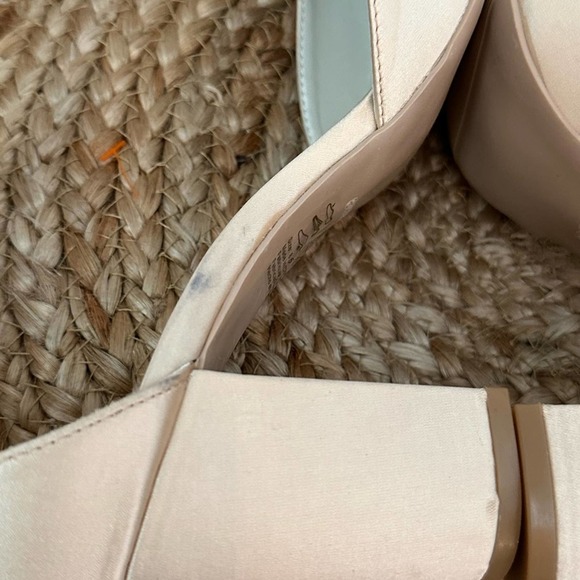 Jewel Badgley Mischka Rissa  Pump Pointed Satin Block 3” Heel Crystal Strap 8.5 - Picture 7 of 10